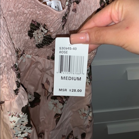 Dress 👗 - Picture 4 of 4